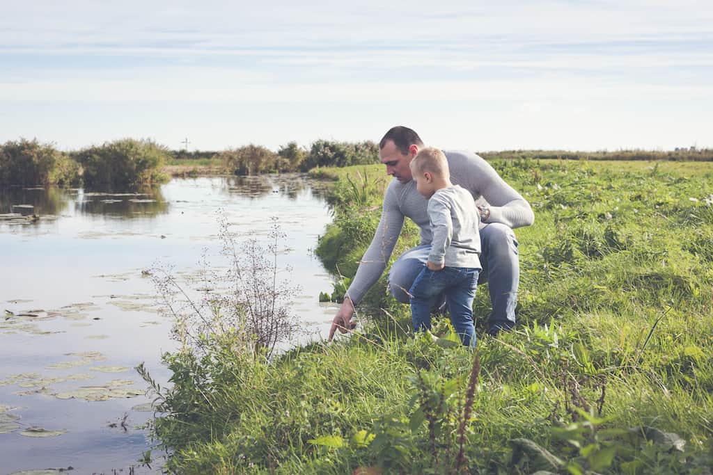 momentsbykellylifestyleshootfamiliewals-26